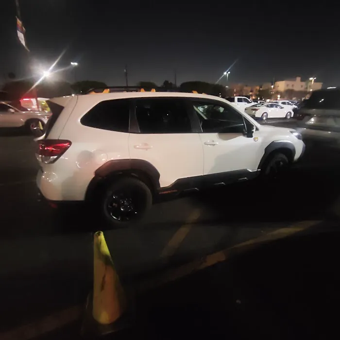 Dollar Car Rental - Dsh Lax Marriott Hotel Picture 3