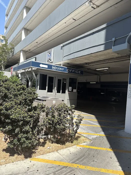 Midway Car Rental LAX Picture 10