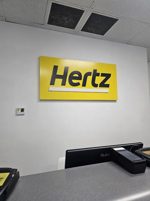 Hertz Car Rental - Santa Monica - Santa Monica Boulevard Picture 9