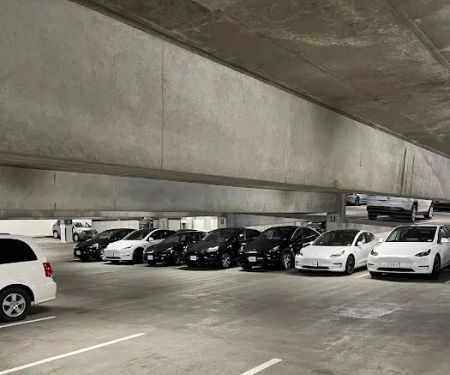 UFODRIVE: 24/7 Car Rental - LAX South