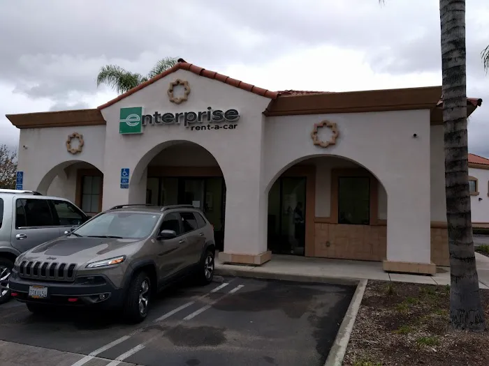 Enterprise Rent-A-Car Picture 3