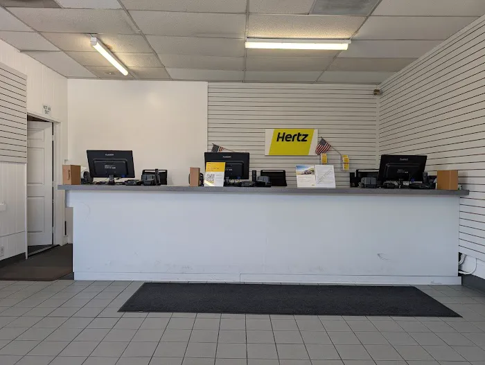 Hertz Car Rental - Placentia - Yorba Linda Hle Picture 4