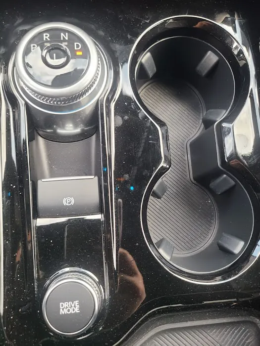 Avis Car Rental Picture 2