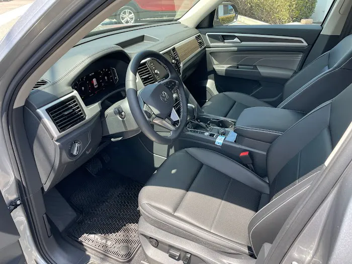 NY Rent A Car Picture 6