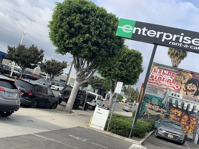 Enterprise Rent-A-Car Picture 2