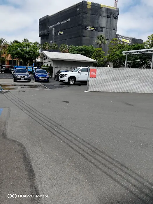 Hertz Car Rental - Anaheim - West Katella Avenue Picture 7