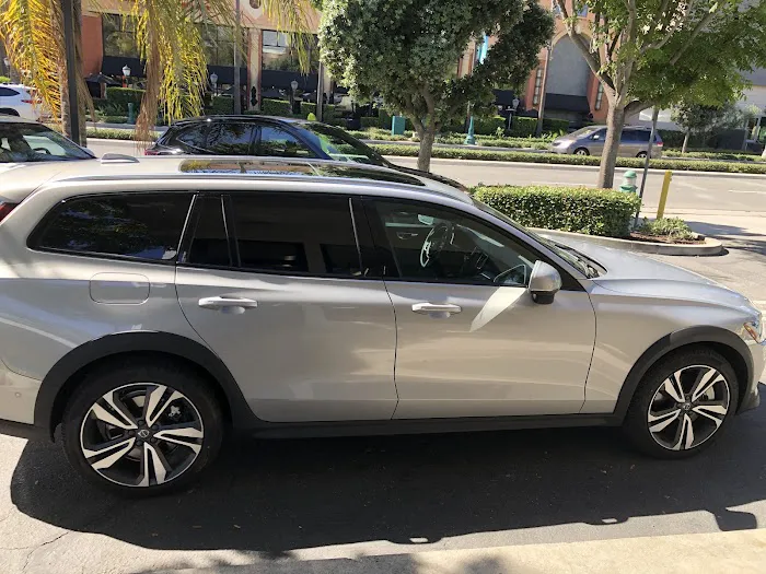 SIXT Rent a Car Anaheim Downtown Picture 4
