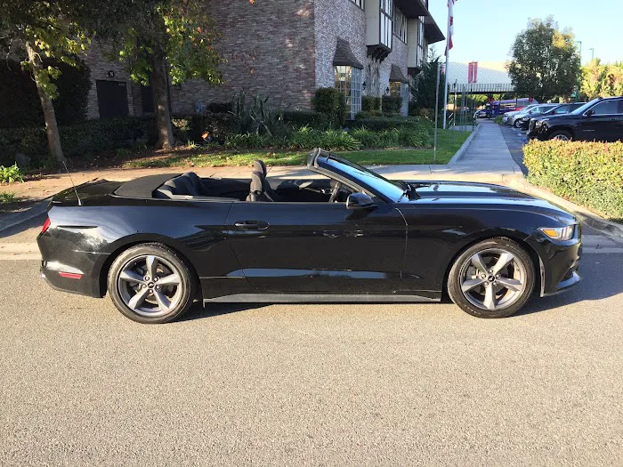 Anaheim Rent A Car Picture 5