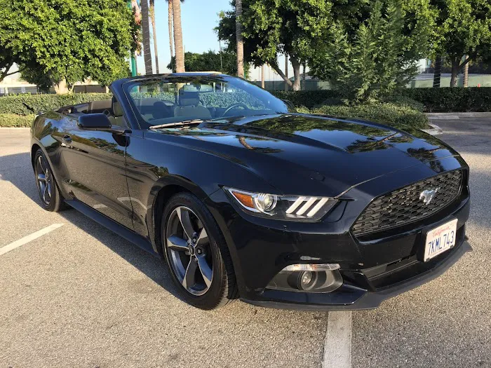 Anaheim Rent A Car Picture 2