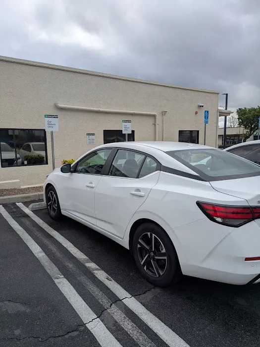 Enterprise Rent-A-Car Picture 6