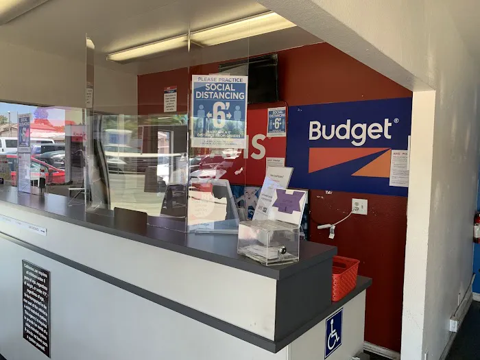 Avis Budget Car & Truck Rental Picture 5