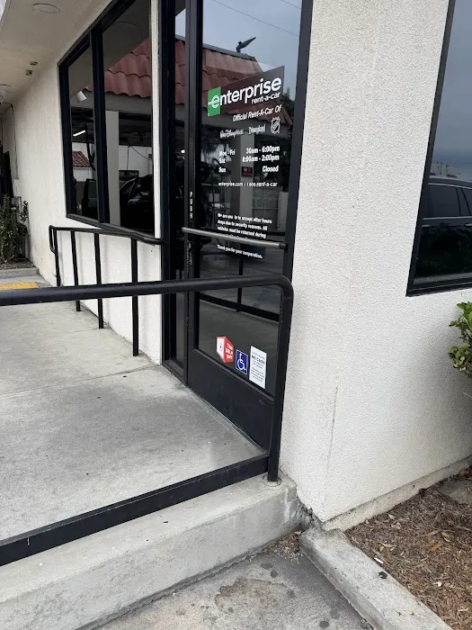 Enterprise Rent-A-Car Picture 6