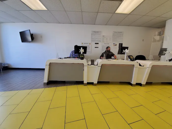Hertz Car Rental - Whittier - Whittier Boulevard Picture 3
