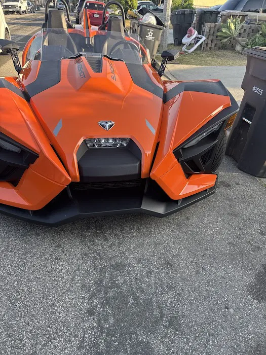 OC Cruisin Slingshot Rental Picture 5