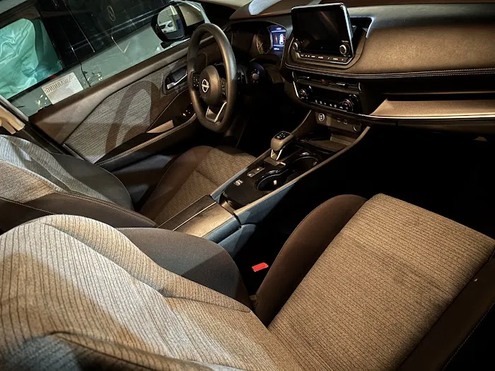 Lee Car Rental Picture 10
