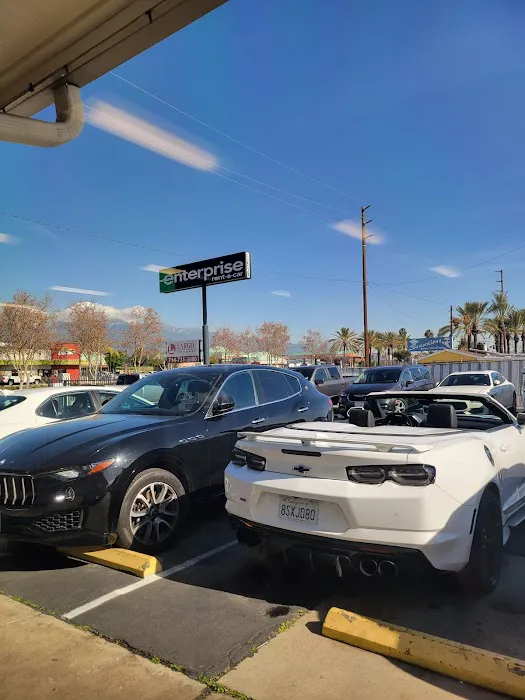 Enterprise Rent-A-Car Picture 1
