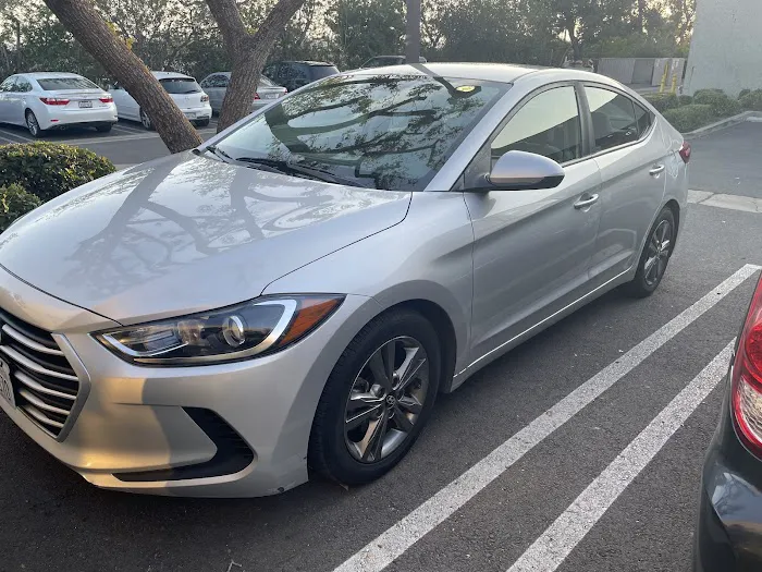 Quick Auto Rentals Picture 3