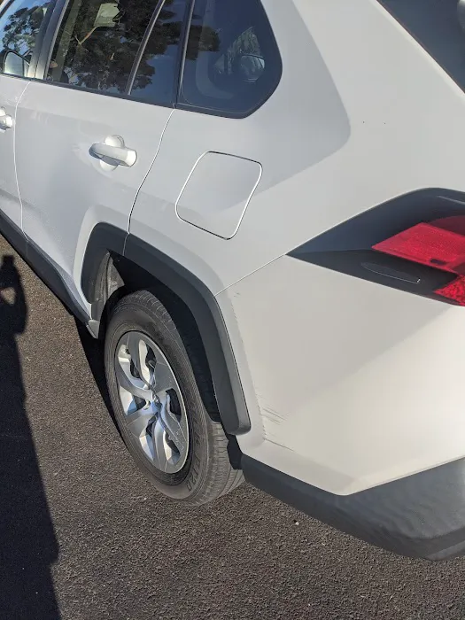 Avis Car Rental Picture 6