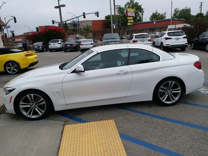 Enterprise Rent-A-Car Picture 4