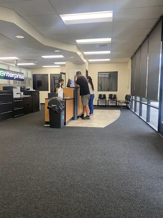 Enterprise Rent-A-Car Picture 9
