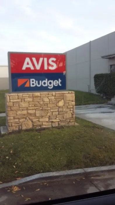 Avis Car Rental Picture 3