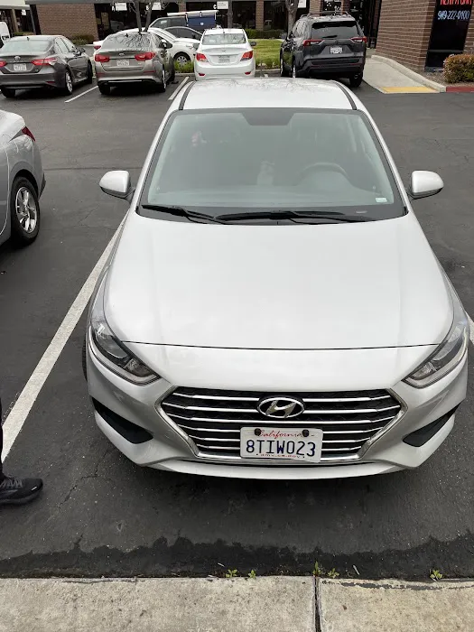 Stop-N-Go Rent-A-Car Picture 4