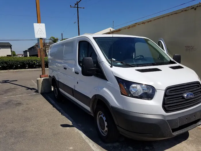 Enterprise Rent-A-Car Picture 5