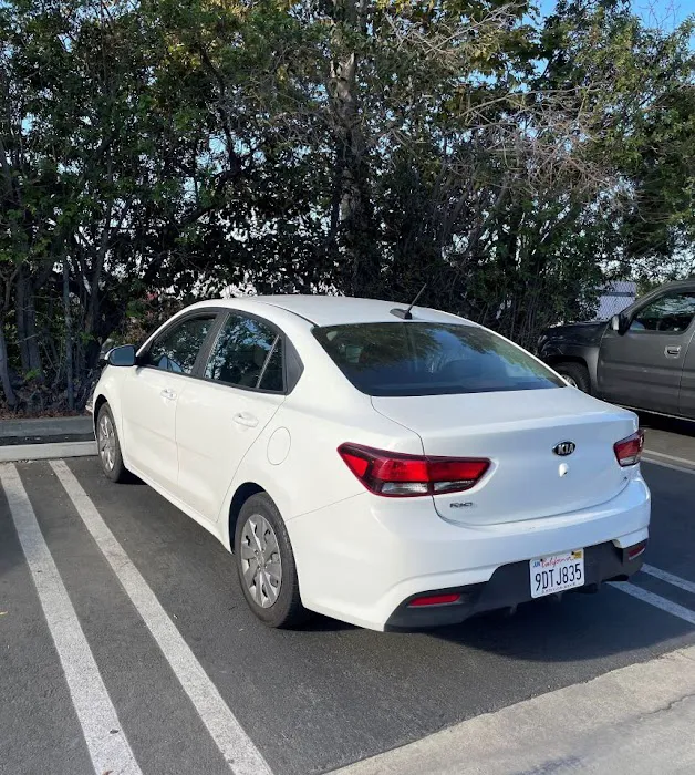 Quick Auto Rental Picture 9