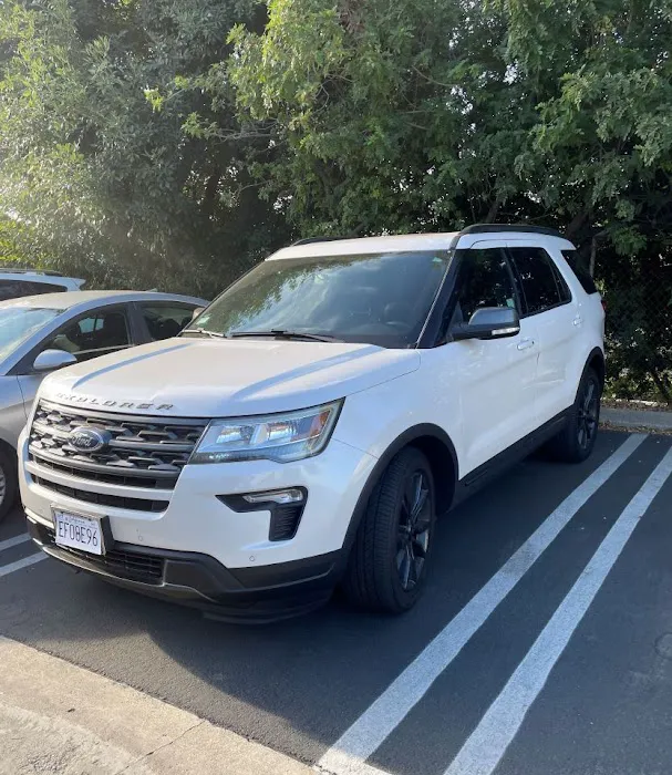 Quick Auto Rental Picture 5