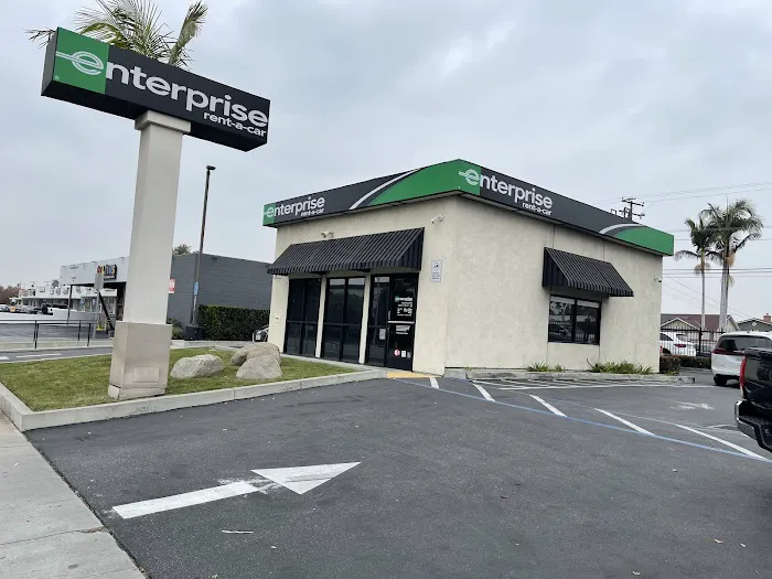 Enterprise Rent-A-Car Picture 1