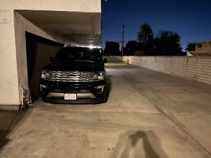 Enterprise Rent-A-Car Picture 9
