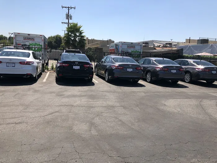 K&X Car Rental Service Inc. 柯信租车柔似蜜店 Picture 10