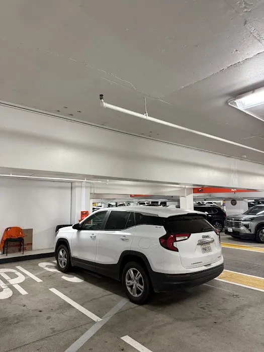 SIXT Rent A Car Orange County Airport Picture 3
