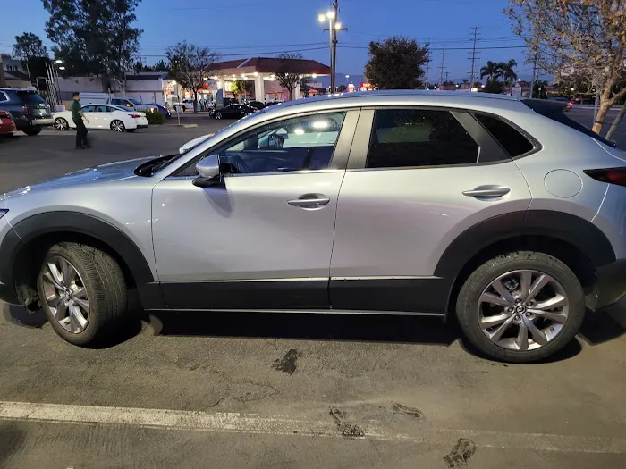 Enterprise Rent-A-Car Picture 2