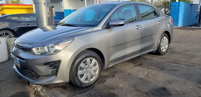 Avis Car Rental Picture 8