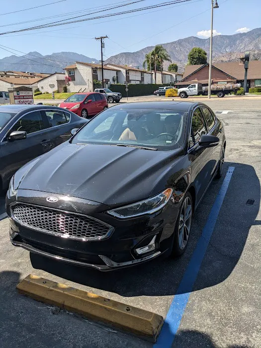 Enterprise Rent-A-Car Picture 4