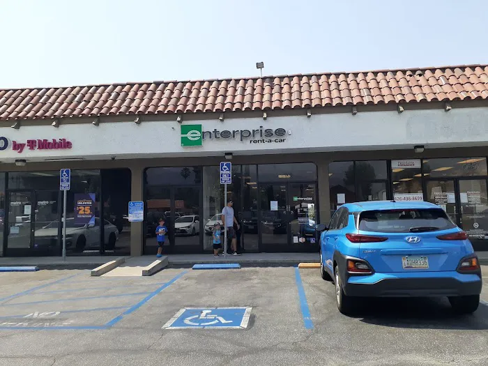 Enterprise Rent-A-Car Picture 6
