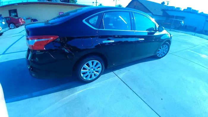 Budget Car Rental Picture 1