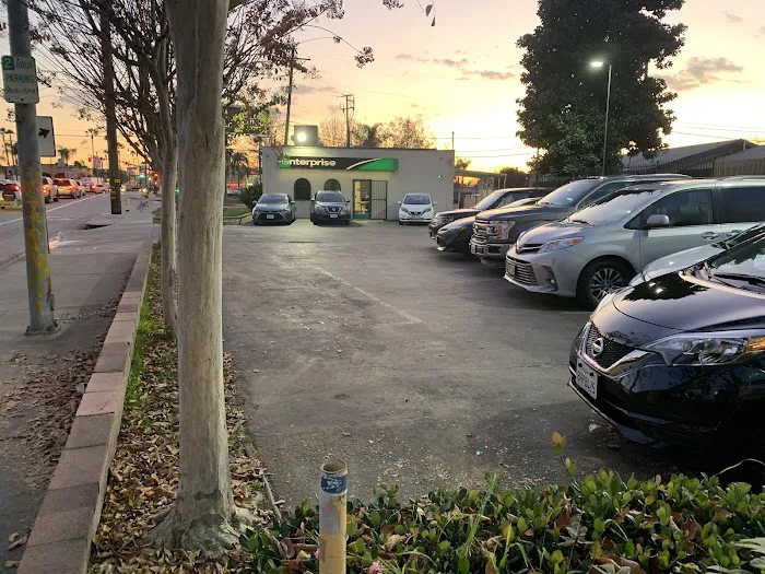 Enterprise Rent-A-Car Picture 5