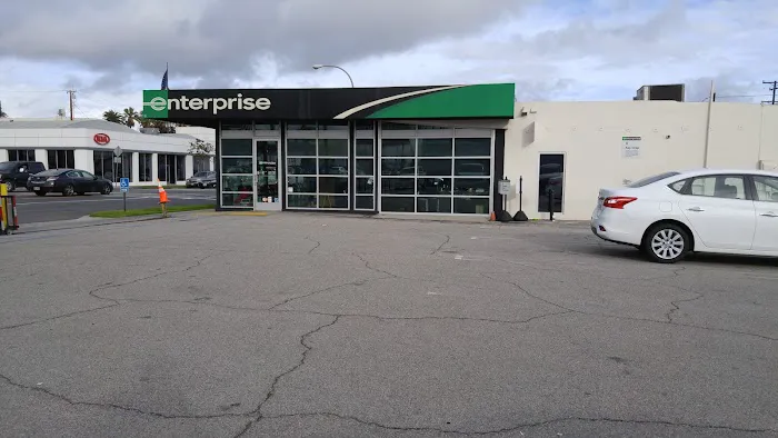 Enterprise Rent-A-Car Picture 2