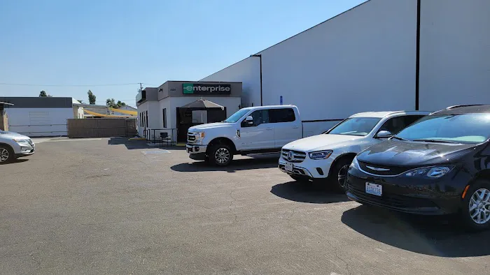 Enterprise Rent-A-Car Picture 10