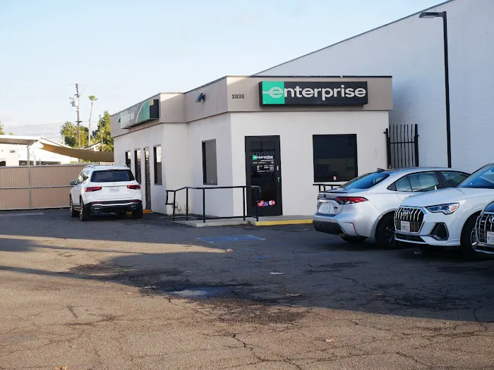 Enterprise Rent-A-Car Picture 9