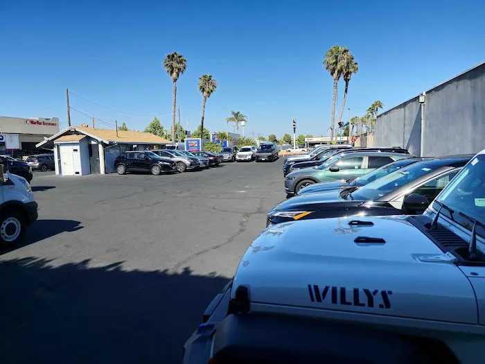Avis Car Rental Picture 1