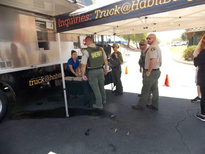 Helping Hands Medical Transportation Picture 4