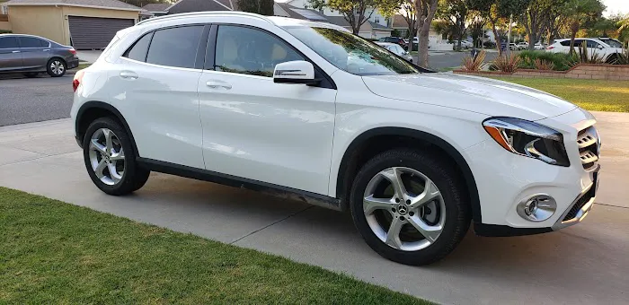Enterprise Rent-A-Car Picture 4