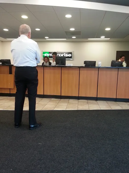 Enterprise Rent-A-Car Picture 9