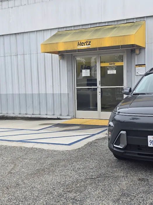 Hertz Car Rental - Signal Hill - Cherry Avenue Picture 1