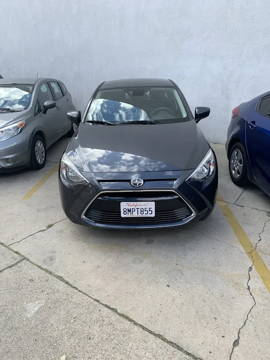 Bestway Rent A Car Picture 1