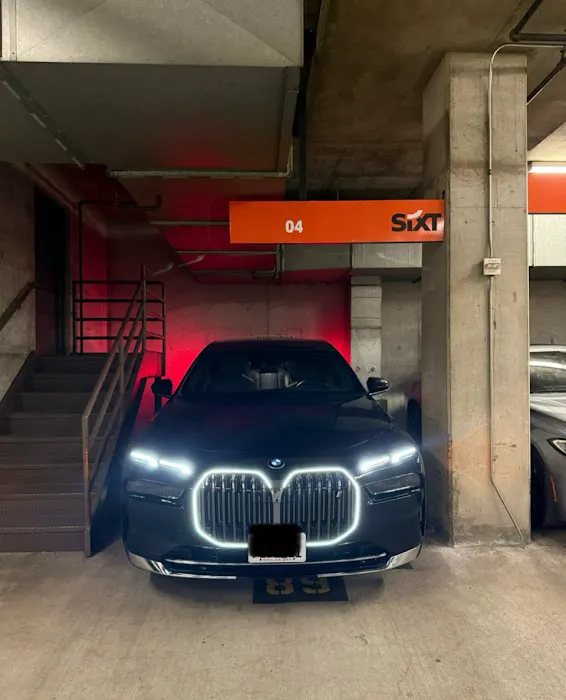 SIXT Rent a Car Pasadena Downtown Picture 10