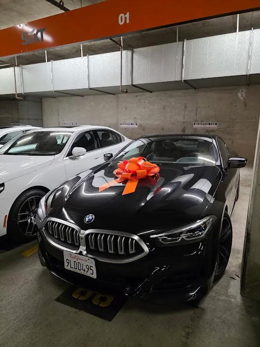 SIXT Rent a Car Pasadena Downtown Picture 8